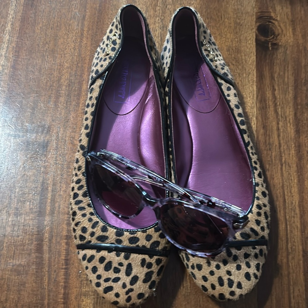 Coach sunglasses HC8132 and coach shoes!